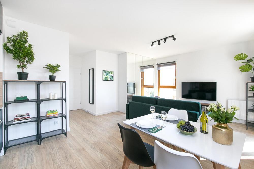 그단스크 Apartament Black Zajezdnia Wrzeszcz 아파트 외부 사진